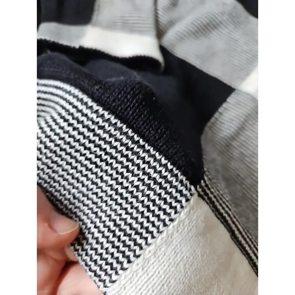 Liz Claiborne Lizwear Women's Size XL Black/ White Patchwork Sweater Heavyweight - Picture 4 of 10